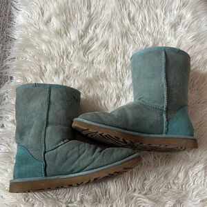 UGG Australia 5825 Classic Short in Jade Green